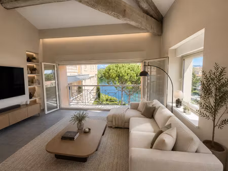duplex de luxe à vendre dans le quartier nevons-route d'apt