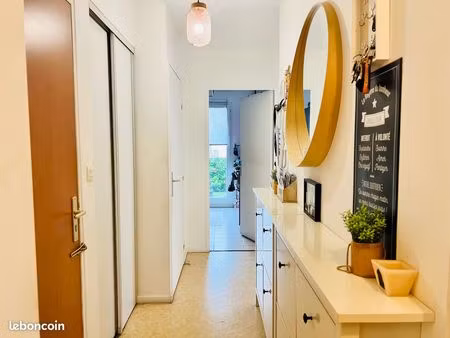appartement 3 pièces 62 m² (centre ville)