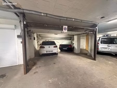 parking/box 30 m² le cannet