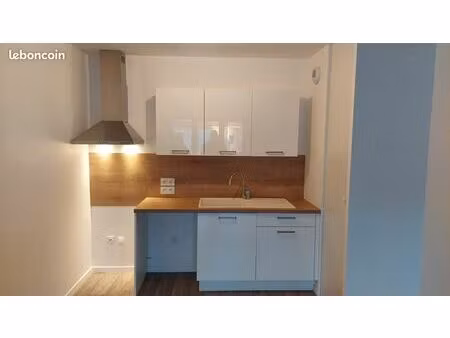 appartement 2 pièces 44m2 + 6m2 loggia + parking