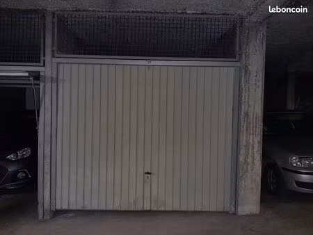 garage fermé  box