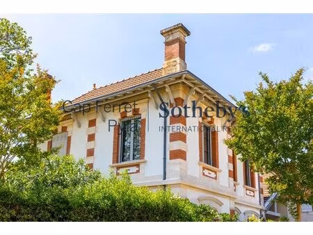 arcachon centre - magnifique villa idéalement située à proximité