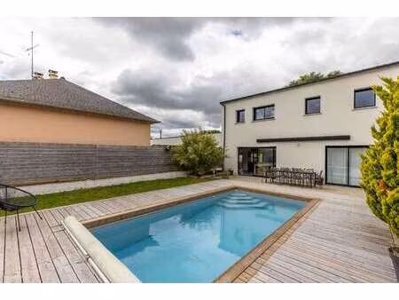 vente maison piscine à vern-sur-seiche (35770) : à vendre piscine / 185m² vern-sur-seiche