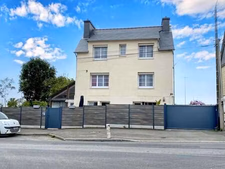 vente maison à loudéac (22600) : à vendre / 172m² loudéac