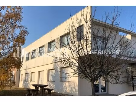 location bureaux 215 m²