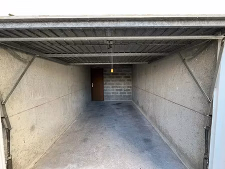 location parking 12 m² à royan (17200)  130 €