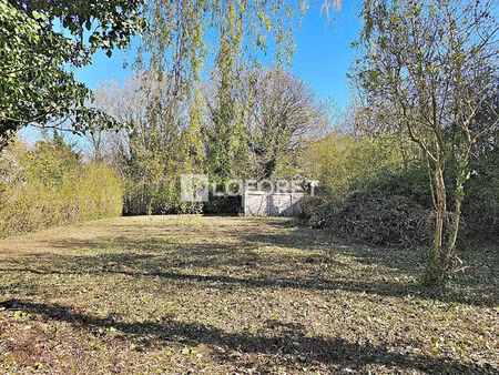 terrain janvry 700 m2