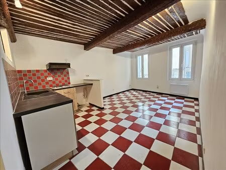 appartement - 1er étage - 34 02 m2 - 2 pièces - non meublé