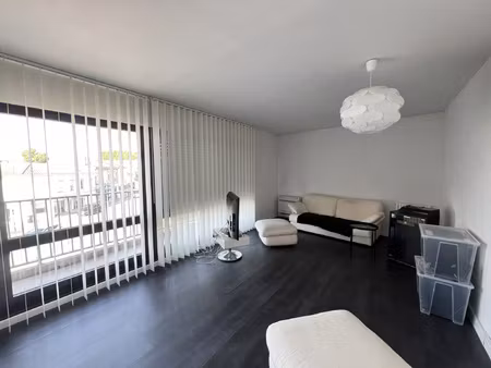 le bouscat centre appartement t3 + cave +parking + garage