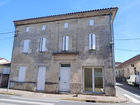 st denis de pile local a louer