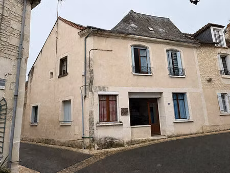maison 12 pièce(s) 246.9 m²