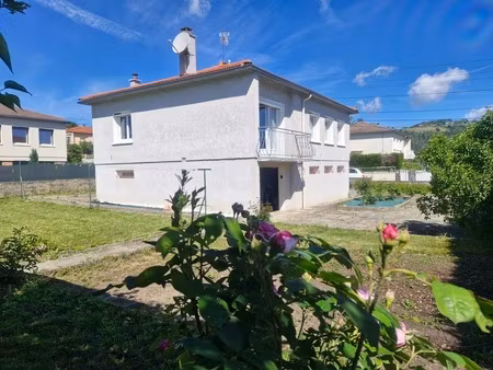 maison de 100m² avec 4 chambres et beau terrain de 1382m² avec possibilité de détachement 