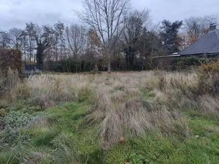 zeer interessante bouwgrond op toplocatie
