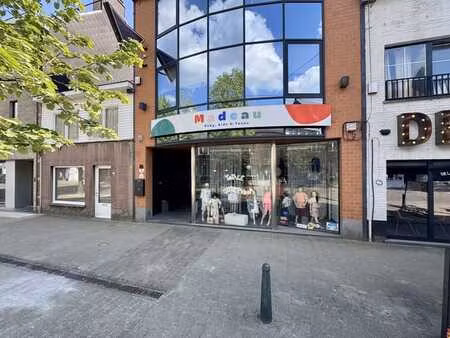 instapklaar handelspand (140m²) met uitstekende visibilit...