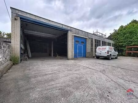 entrepot de 300m2 a louer a vedrin