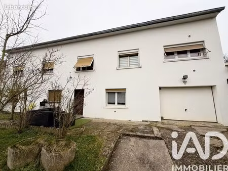maison 14 pièces 214 m²