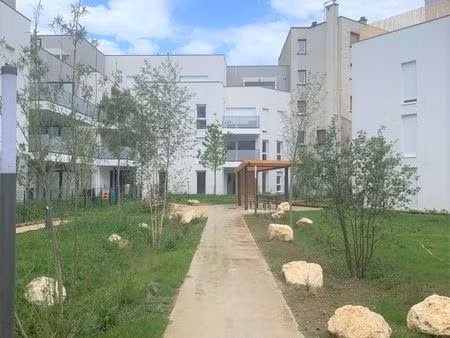 appartement 4 pièces 82 m²