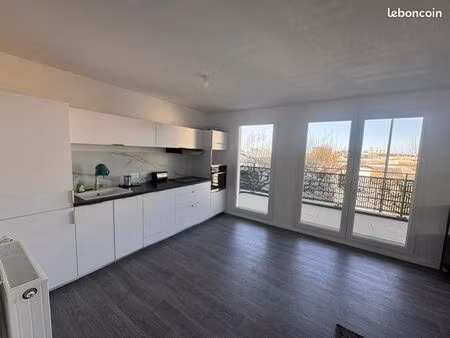 t3 neuf 66 m² lumineux – gare des ardoines 5 min – balcon + parking