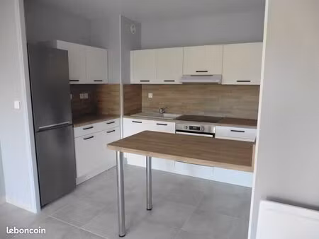 620 appartement 2 pièces 47 m2