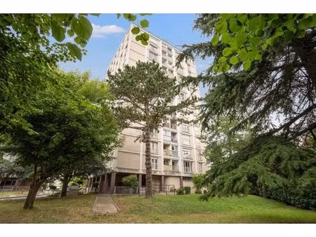 4p - vue dégagée sur lac d'enghien