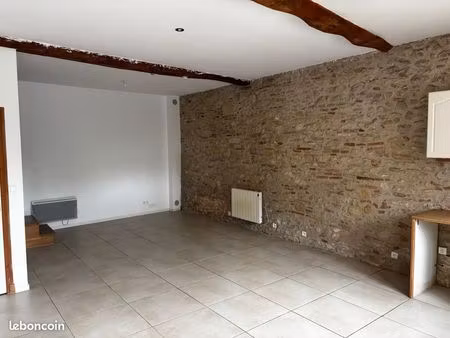 maison t3 puylaurens centre