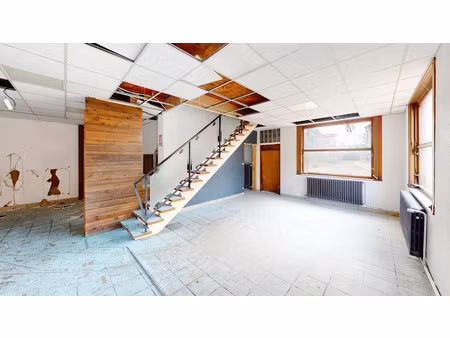 vente locaux professionnels 159 m² à besançon (25000)  150 000 €