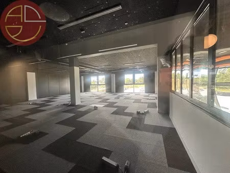 vente locaux professionnels 0 pièces 125 m² à labège (31670)  371 000 €