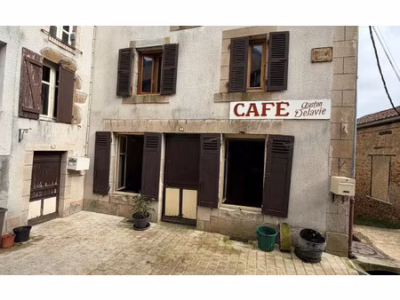 maison rochechouart 134.72 m² t-5 à vendre  56 000 €