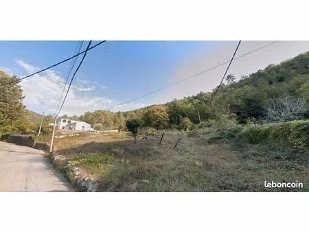 terrain + permis de construire pour deux maisons