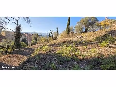 terrain constructible 798 m2