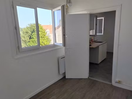 location appartement 2 pièces 23 m² à longperrier (77230)  550 €