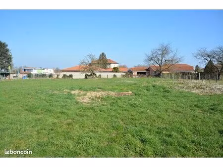 terrain constructible viabilisé