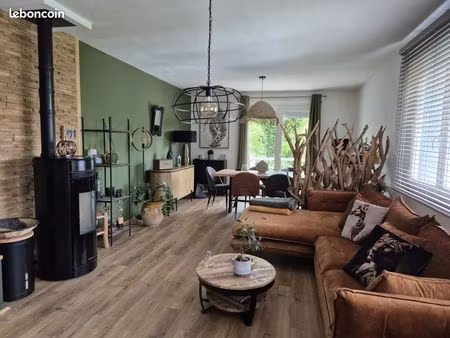 appartement 3 pièces 93 m²
