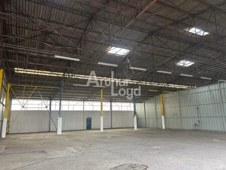 location local d’activités montluçon 03100 740m²