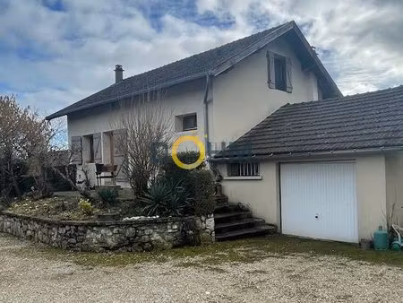 maison 4 pièces 121 m²