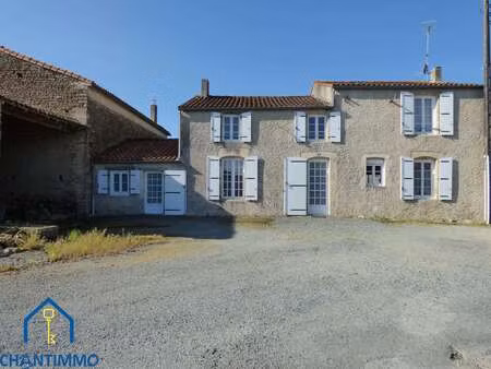 vente maison à chantonnay (85110) : à vendre / 142m² chantonnay