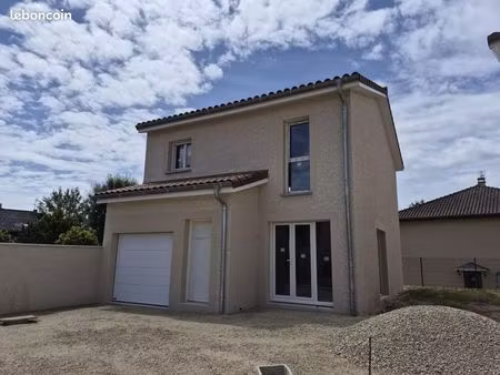 maison 4 pièces 93 m²