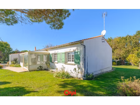 maison salles-sur-mer m² t-9 à vendre  499 200 €