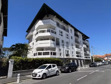 appartement t3 avec terrasses parking et cave