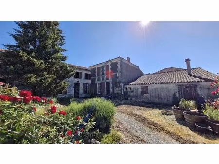 maison de caractère à rénover / fort potentiel 400 m²