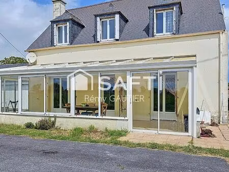 maison isolée à la campagne