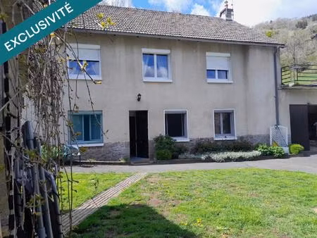 maison avec 3 chambres combles amenageables 5 mn du lioran
