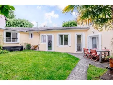 92 - meudon bellevue - charmante maison 102m2 avec jardin