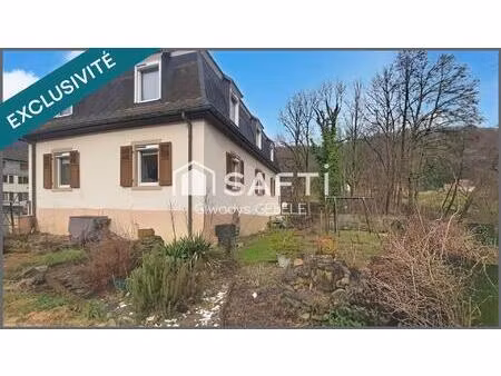 maison de 200m² avec jardin et grange  au calme
