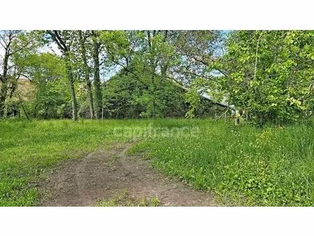 hauteurs de la roche-sur-foron  grand terrain avec bâti à réabiliter