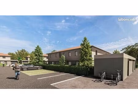 t4 duplex avec jardin à grilly : le confort au pied du jura  à prix maîtrisé (brs)