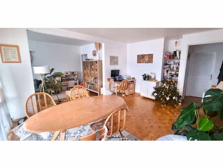 houilles**lumineux 4 pièces rénové au dernier étage  dpe c (ravalement ite payé !)