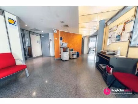 bureaux de 250 m² st denis proche tribunal