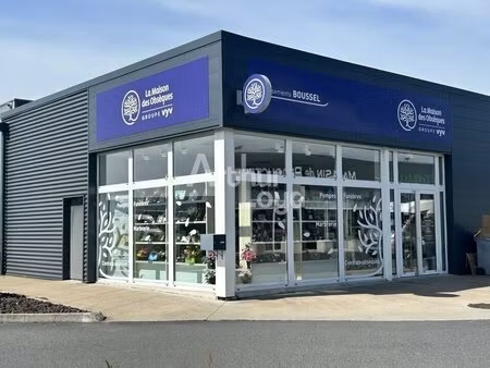location commerce saint-pourçain-sur-sioule 03500 80m²