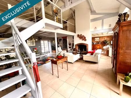 maison de charme 220m2 avec piscine et tennis